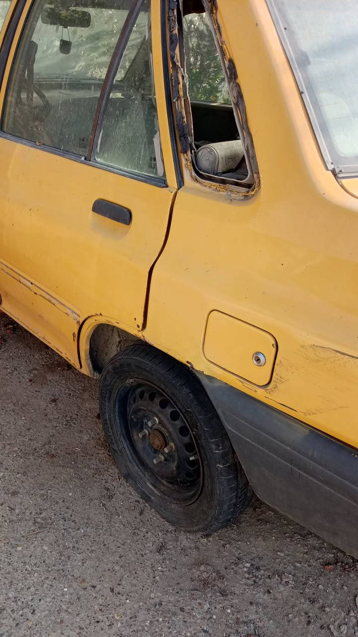 سايبا موديل 2011 متروكة رقم بغداد مصفرة هيئة وغرامات تحويل نفس اليوم السيارة تعبانة السعر 17 ورقة مكاني بغداد شارع النضال قرب وزارة التعليم رقمي ***********
