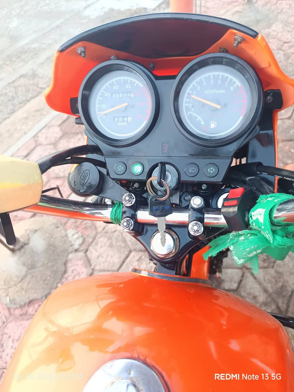 للبيع دراجة دايوان ماكس موديل 2022
مفتوحة استعمال مرة واحدة فقط
بعد الفتح مكفولة من التبخير والتنقيص
مكينة 175 مجفّتة تجفيف وكالة
الدراجة نظيفة جداً
جميع الكهربائيات شغّالة 100%
مرقّمة وسنوية باسمـي
لا تحتاج أي صرف
💰 السعر: 1850
📍 المكان: كوت – الخاجية
📞 رقم الاتصال: ***********
