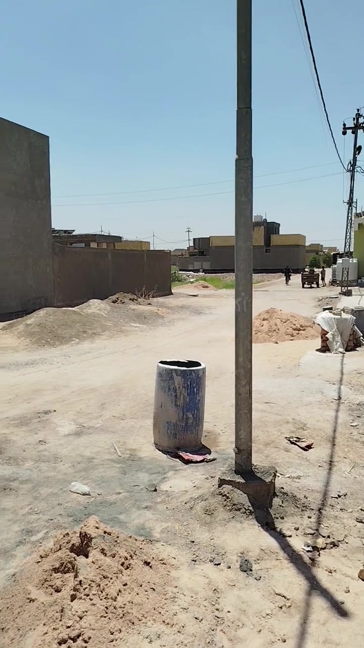 هيكل للبيع في مجمع نبيل مقابيل المستشفى القاسم المساحه 100متر نقص ارضيه وبورك وبيتونه لاستفسار على الرقم التالي ***********
