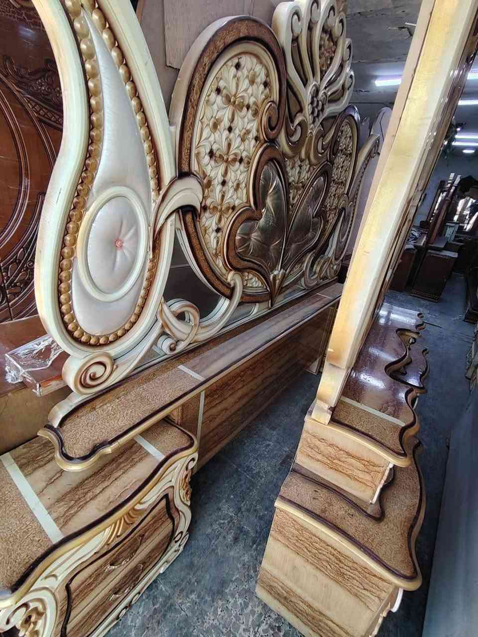 كنتور ضخم نرماده طابقين زاويه قلابه تصميم تركي نجاره عراقيه قفله 950ناصريه مركز وبيه توصيل غرفه نضيفه كلش  فقط شراي يراسلني ***********
