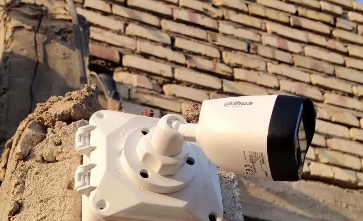 اسبق عصرك وكن في الطليعة
سلام عليكم 
تم تأمين منزل احد زبائننا ب ٤ كاميرات من شركة دهوا 
دقة ٢ ميكا بكسل
صوت وصوره 
ليلي الوان 
ضمان سنه 
# العنوان #
كربلاء/ طويريج/ شارع البلدية/ مجاور المستوصف الطبي 
# هاتف #
***********
***********
جملة- مفرد 
اسعار خاصة للمنصبين
