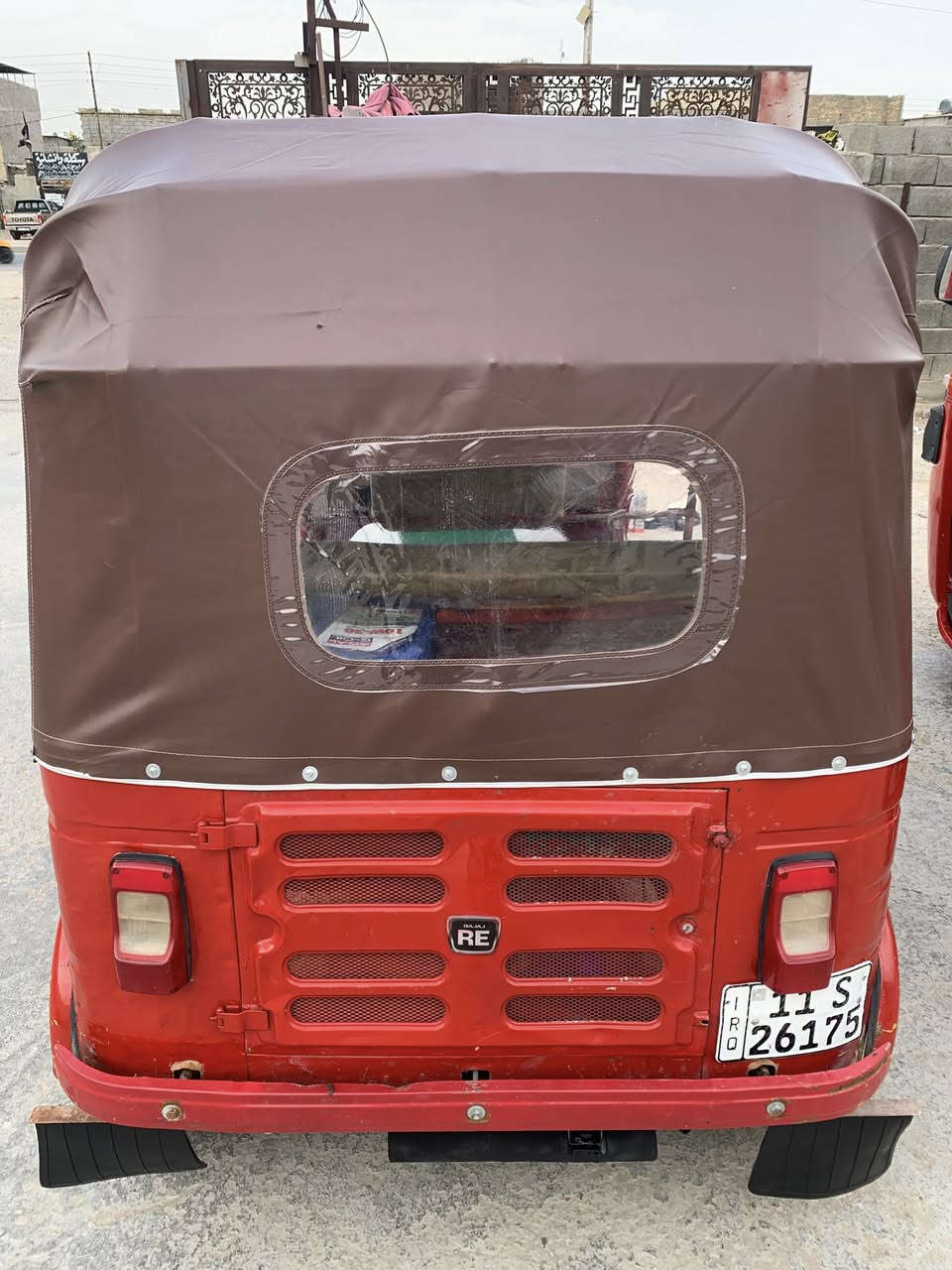 يالله
تكتك 2017/12رقم وسنويه تحويل ثاني يوم 
مكينه مكفوله اي خياس مابيه جاهزه كبل للشارع كهربايات شغاله سعر 4000وبيه مجال بغداد ***********
