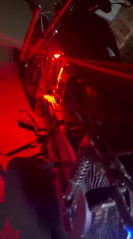 سلام عليكم دراجه البيع تاكر موديل 24 شكل25 خمسه كير بس دشبول مو كامل الباقي كفاله المكينه كفاله سعر625 وبيه مجال مكاني بعقوبه ام العظام. خارج ماطلع رقمي ***********
