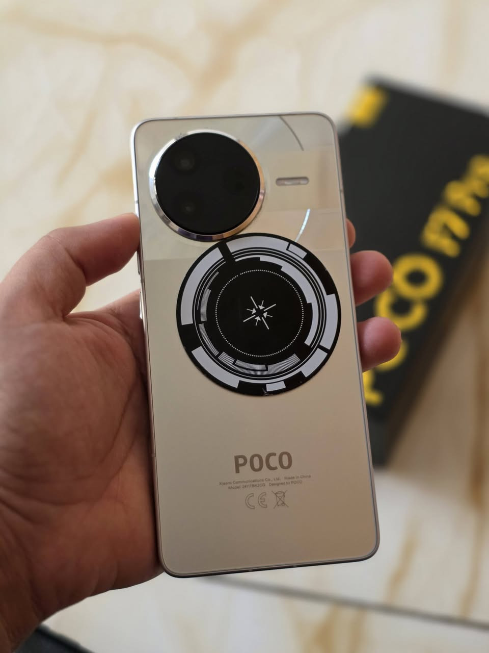 جهاز نضيف جدا  Poco F7 pro ذاكره 512  كامل ملحقاته كارتونه وشاحنة وكفرات اثنين وسماعة.السعر 550 مكاني بغداد مدينة الصدر (***********)
