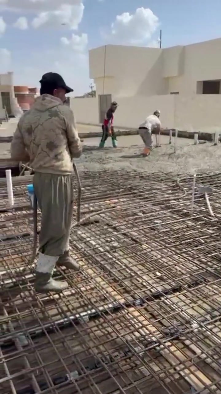 *********** ابو ادم النجار
