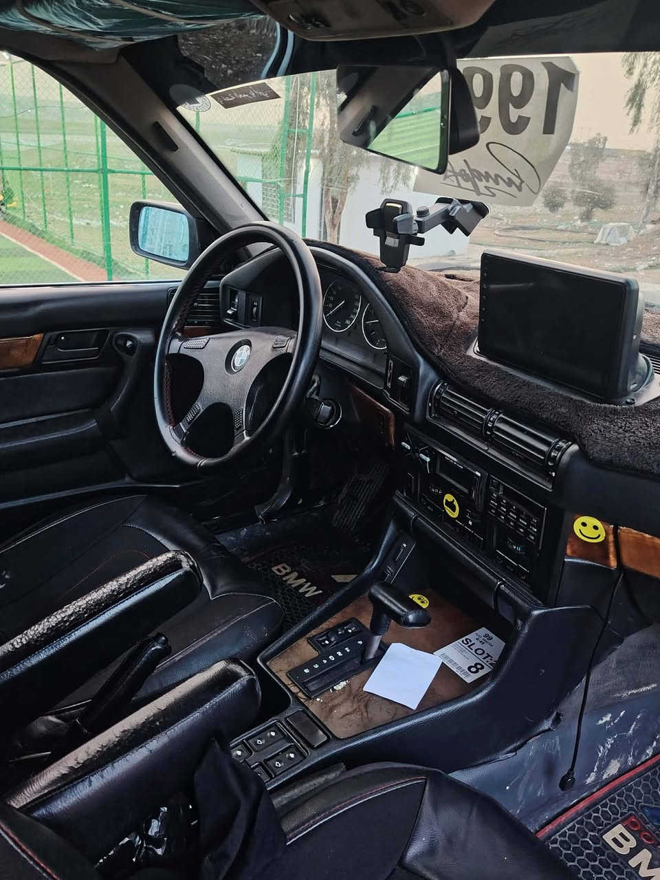 525 كبس عدل
سياره مصبوغه جماليه بيها طخه خفيفه بل جاملغ الامامي
كهربائيات كلها جاهزه 
نقصها كنترول كير سعره 150 الف كير بي ضربه بل 2 و3
ينزل من سعرها غير هلشي ماكو سياره جاهزه

سعرها 65 مجال كلش. استفسار اكثر *********** 
عنوان موصل
