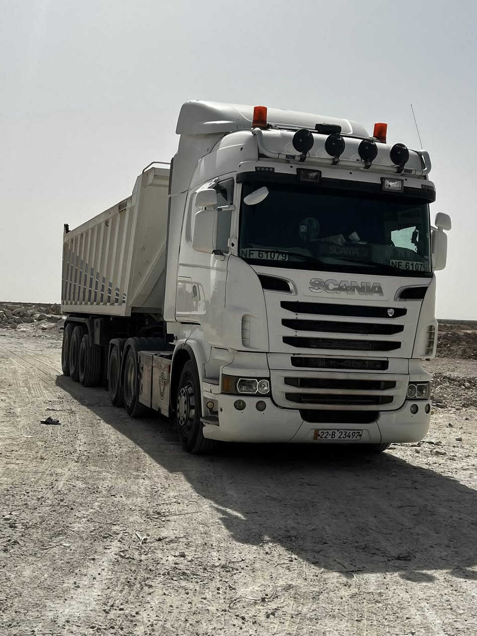 ‏سلام عليكم سكانية للبيع موديل 13 راس عربانة ￼￼￼ ‭ ‭0782 655 6586‬
