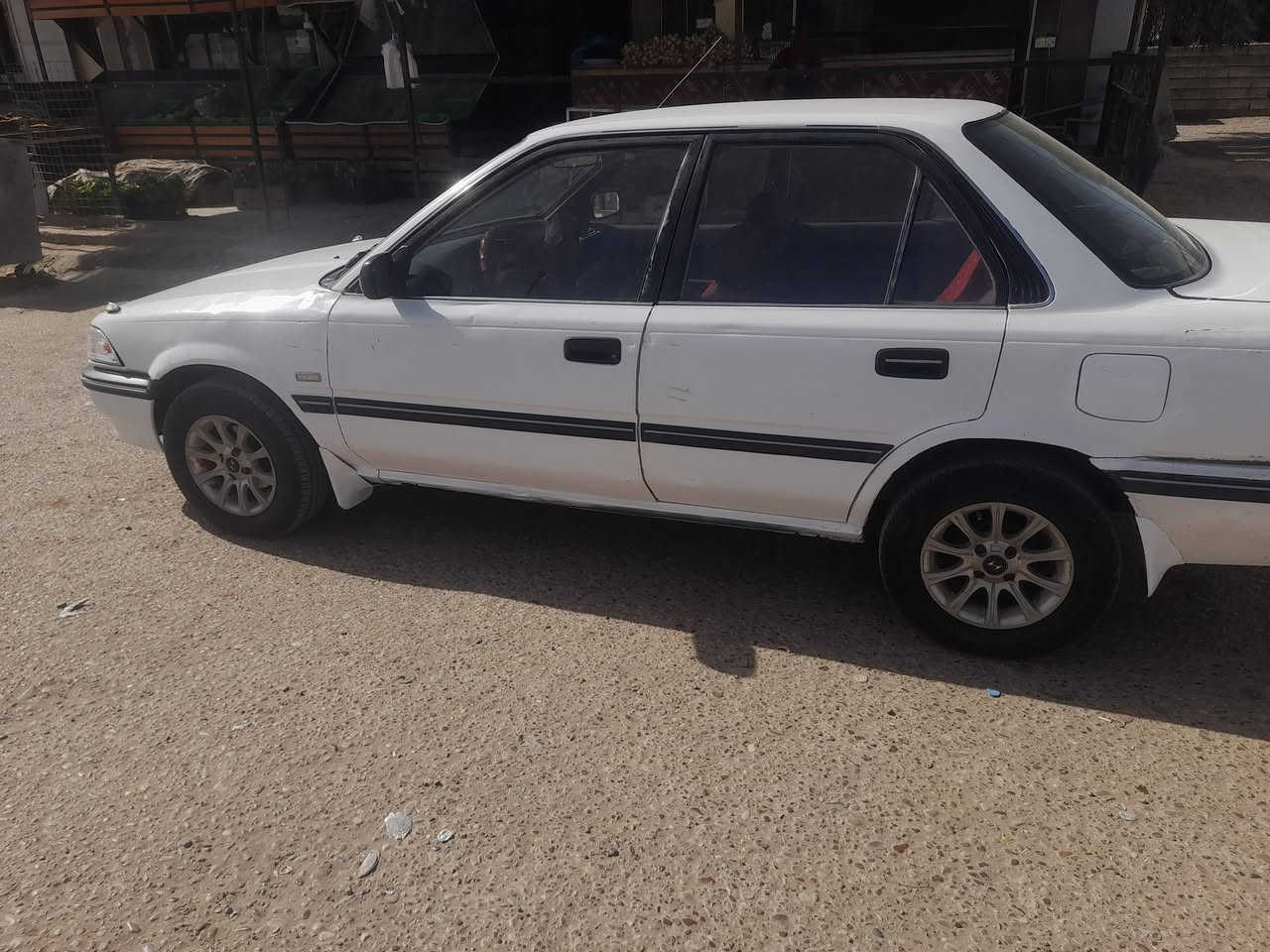 للبيع كورله مديل ٩٠ مكانه صلاح الدين الضلوعيه الحردانيه ***********سعره ٤٥ ورقه وبيه شو يه باقي التفاصيل داخل الصور
