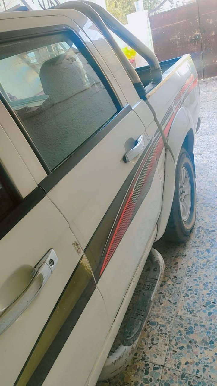 السلام عليكم سكاي صيني موديل 2013 سيارة لا ضربة ولا صبغ كير ومحرك مكفولات تخم تاير جديد السيارة بيها نقوصات بسيطة السيارة بيها نقوصات بسيطة سعرها (53) وبيها مجال بسيط مكاني بغداد البياع الاستفسار ***********
