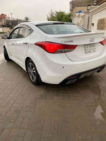 السلام عليكم
النترة خليجي ليبل واحد  2012 خصوصي رقم الماني 
مكينة 1800
تدفئة +تبريد 
صدر امامي خلفي 
تخم تاير 
ويل كب 
شاشة تحكم ستيرن 
سيارة جاهزة 
ضررها صبغ باب السائق وجاملغ 
 شبرين بالدوسة صبغ 
عنوان بغداد الشعب 
***********
