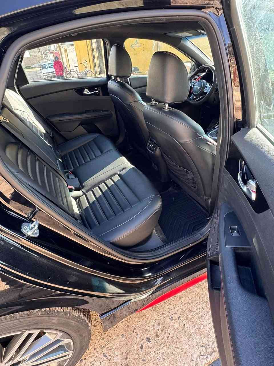 . موديل 2022

. ماشيه ..40 .. الف مايل قابل للزياده

. كير Dct دبل كلج 7 نمر الكير المرغوب القوي يعني طياره 🛩️

. مكينه 1.6 تيربو hp 201 🎠

. منفيست تترقم جميع المحافظات عدها الشمال

. مواصفات GT معروفه فول 1/1 اعلى مواصفات بل كيا فورتي 

. فتحه سقف 

. بصمه تشغيل عن بعد 

. شاحن وايرلس

. جنطه كهرباء 

. اشاير مري 

. شفتات ستيرن 

. رادار جانبي 

. رادار امامي

. رادار تحديد مسار

. اوتو هولد 

. ايقاف ذاتي 

. مثبت سرعه 

. مانع انزلاق 

. تبريد قطعتين

. شاشه كبيره 9 انج 🖥️

. كشنات جاد حار 🔥بارد ❄️

. أناره داخليه بل أبواب وبل دشبول علامه الGT عديده من ألوان 🌈

. هاند بريك كهرباء ⚡️ 

. سيتم صوت 🔈 harman kardon

. تبريد بيانو + مناخ منفصل 

. تشغيل عن بعد 

. كزوز صوت بلادي رياضي 🏎️

.. وبعد هوايه مواصفات بل جي تي ..

إذا شراي تواصل معي ع هذا رقم  🤍

الضرر جاملغ اليسار والبنيد فقط 

(***********) واتس اب 💚
السعر 130 وبيها مجال 
العنوان موصل
