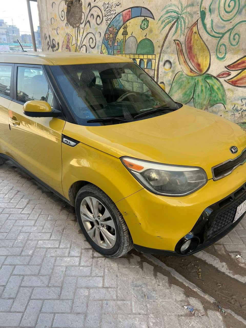 السلام عليكم
كيا صول موديل 2016 

مكينة 2000 GDI 

نص فول 

حادثها جاملغ خلفي 

السعر 115 وبيها مجال 

المكان بغداد 

للاستفسار ***********
