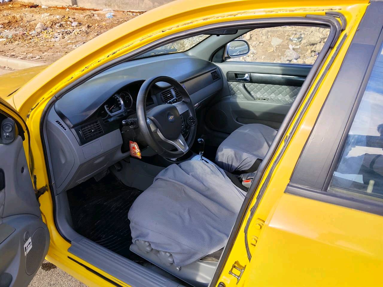 اوبترا موديل ٢٠١٠ .. رقم واسط مشروع وطني وبأسمي 
مصفرة من كلشي 
كير مكينة كهربائيات مكفولات 
مكاني بغداد الجديدة 
*********** 