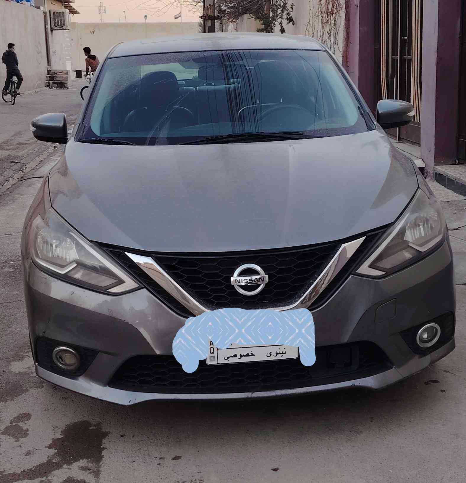 السلام عليكم..
نيسان سنترا  فيراني 2018 للبيع ..
اعلى فئة SL فول مواصفات..
محرك 1800cc دوش 
بصمة..
كشن كهربائي..
كشنات امامية تدفئة ..
فتحة بالسقف ..
رادار .. بريك اوتوماتيك .. 
حساسات نقطة عمياء..
بوند وجاملق مبدل بدون دواخل ..
السيارة ماشية 66 الف ميل..
السيارة نظيفة  السعر 125 ورقة وبيها مجال بسيط ..


**إذا كنت صاحب هذا الإعلان وتريد حذفه لأي سبب، رجاءا أرسل رسالة إلى الدعم الفني**