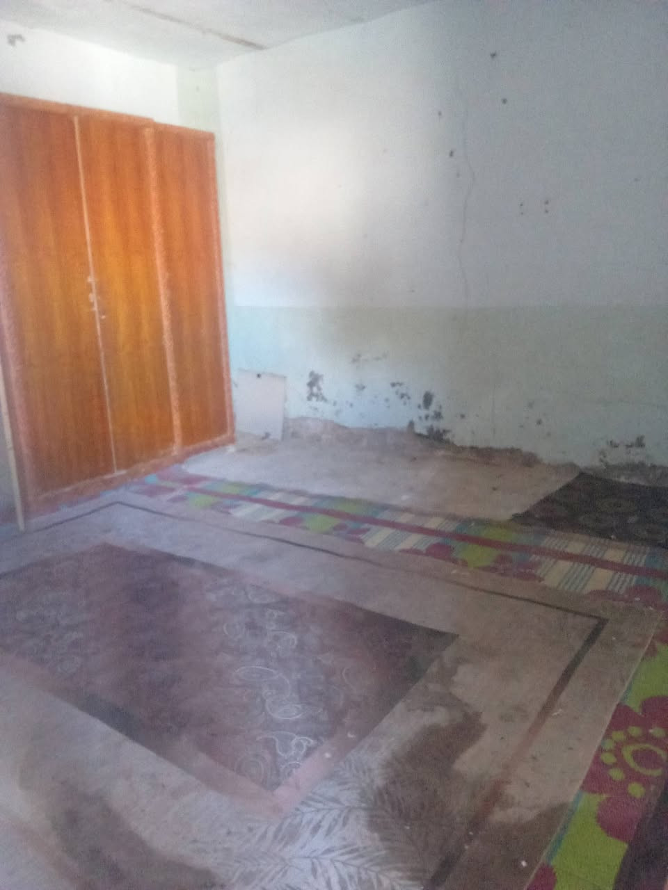 بيت للبيع مساحه 230متر 3 غرف وصاله ومطبخ العنوان قرب محطة قطار السماوه منطقة ال مجيبل نهاية الشراكيه زراعي مكاتبه  السعر 5 ملاين


**إذا كنت صاحب هذا الإعلان وتريد حذفه لأي سبب، رجاءا أرسل رسالة إلى الدعم الفني**