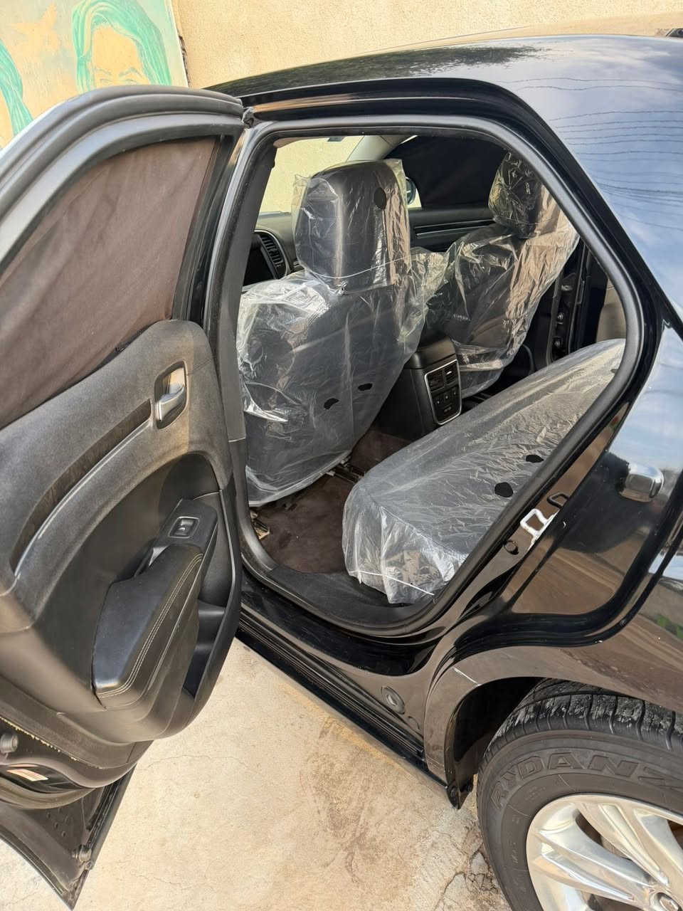 السلام عليكم اوباما مديل 16مرمز 23رقم بصره كفاله من ضربه بيه صبغ فقط للبيع او مراوس تكسي 
السعر 180
***********
