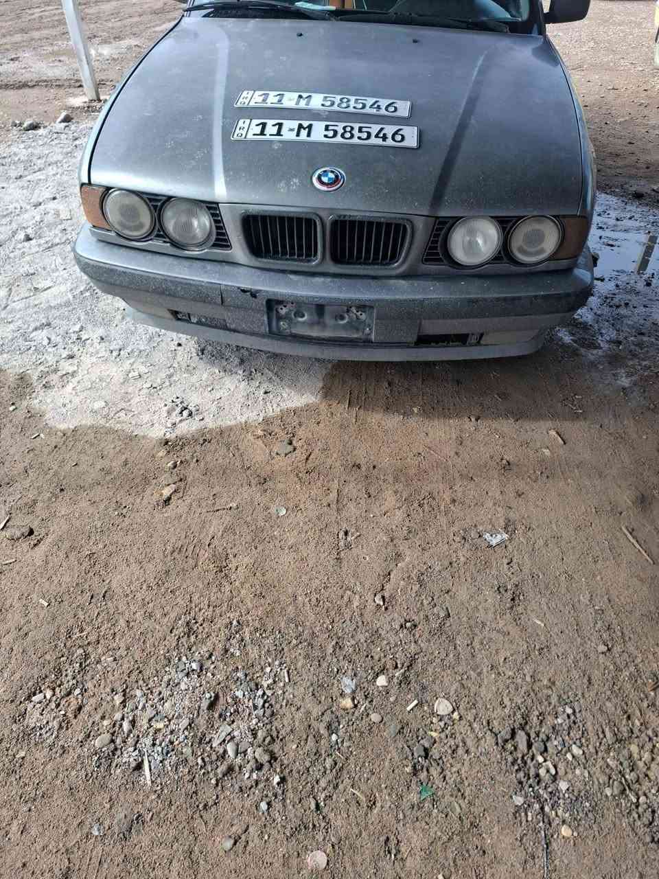 سلام عليكم، بي ام اللبيع
سنوية لل ٢٠٣١
صدر خلفي جديد مع الدبل و لوي وقواعد 
صدر امامي منتهي تعبان
مكينة وكير ألماني جديد صار سنة 
تبريد شغال 
مروحة عاصفة جديدة
قاعدة فيتبم حاوية 
راديتر جديد 
بيهة خياس ٢ من جوة الدوس قليل جدا جدا 
السيارة بدون ضربة سعر $50 وبيه مجال قليل 
***********
