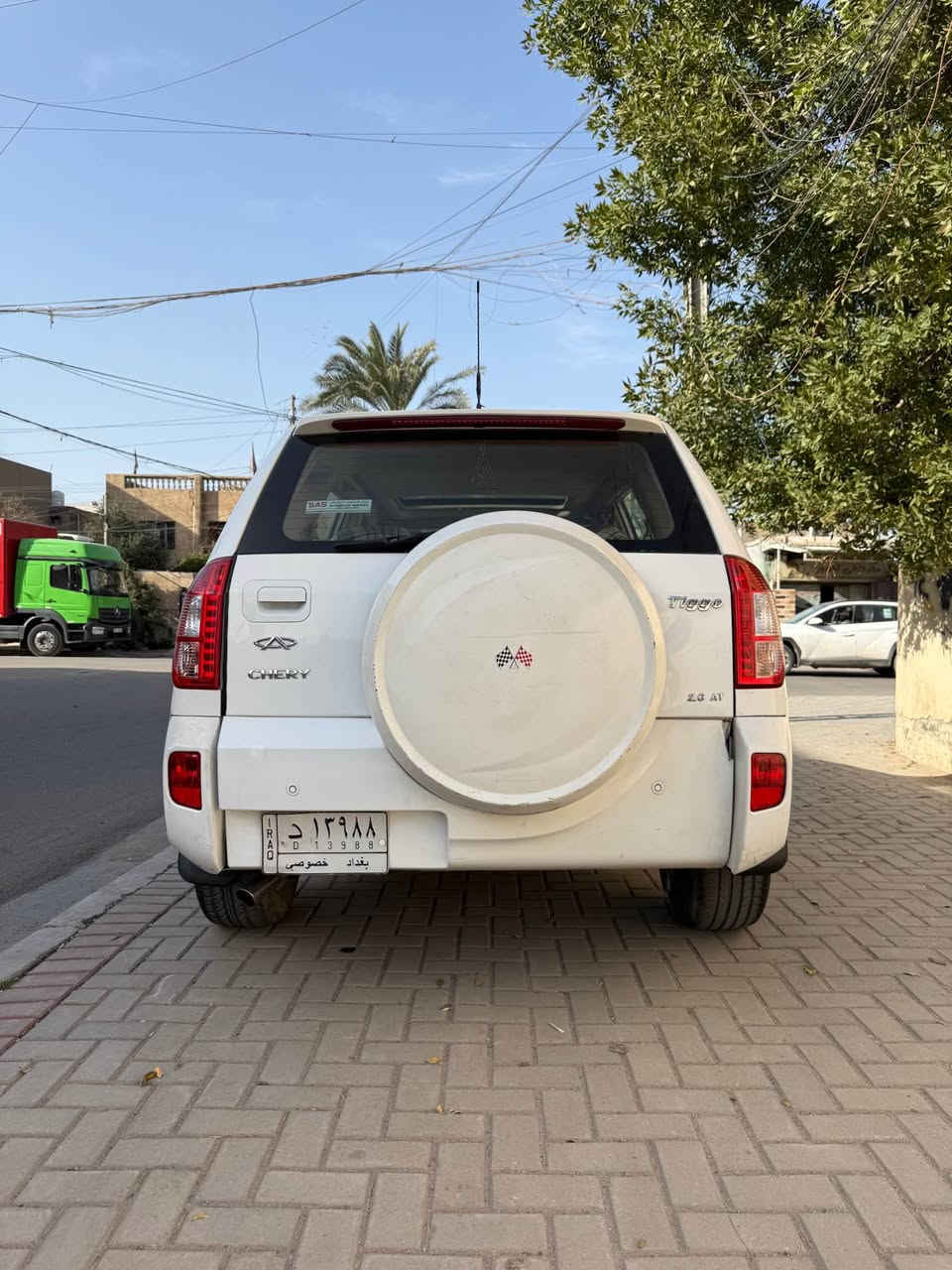 السلام عليكم تيكو موديل 2014 كير ميكانيك محرك2000السياره بدون صبغ وبدون حادث على وضع الشركه ماشيه 82 mi بس خشم الجاملغ صبغ فقط كير محرك صدر تخم تاير باتري كهرباتي خير من الله رقم بغداد تحويل ثاني يوم  السعر (67)وبيها مجال جدن بسيط التصال*********** ) Colombo, Sri Lanka
