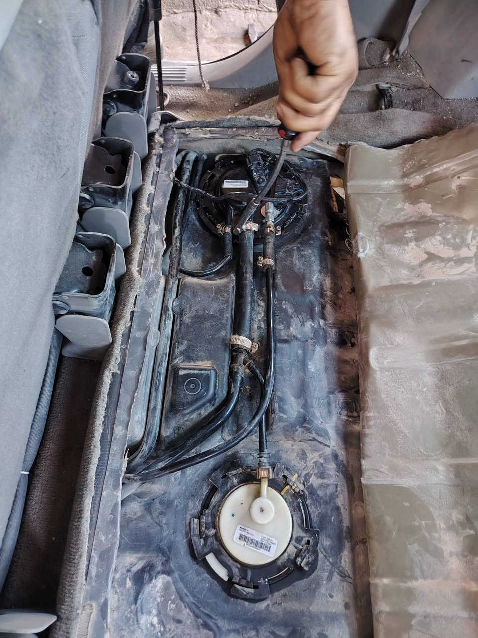 🚗🔥انور سوزوكي 🔥🚗

🛠️ صيانة منظومة العدادات والكهربائيات

✅ صيانة لوحة العدادات بالكامل.
✅ تبديل ماطور كيج البنزين.
✅ تبديل ماطور كيج الكيلومتر.
✅ تبديل ظفيرة الطوافة المساعدة.
✅ تشغيل ومعايرة كيج البنزين لضمان دقة القراءة.
✅ عمل سنتر لوك للأبواب الأربعة.
✅ فحص شامل لمنظومة العدادات والكهربائيات والتأكد من عملها بكفاءة.

💯 تنفيذ جميع الأعمال بأيدي فنيين مختصين.
💯 استخدام قطع غيار أصلية وبأفضل المواصفات.
💯 فحص نهائي لضمان جودة العمل وكفاءة التشغيل.

📍 العنوان:
ورشة أنور سوزوكي وإكونوكس
كربلاء – الحي الصناعي – البلوك الثاني – شارع السايدين (سايد الدخول)

📞 للاستفسار والحجز:
***********
***********

🚚 يتوفر خدمة توصيل لجميع المحافظات للقطع والحجوزات والاستفسار.

⭐ ورشة أنور سوزوكي وإكونوكس
خبرة • ثقة • جودة • ضمان 🔧🚘
