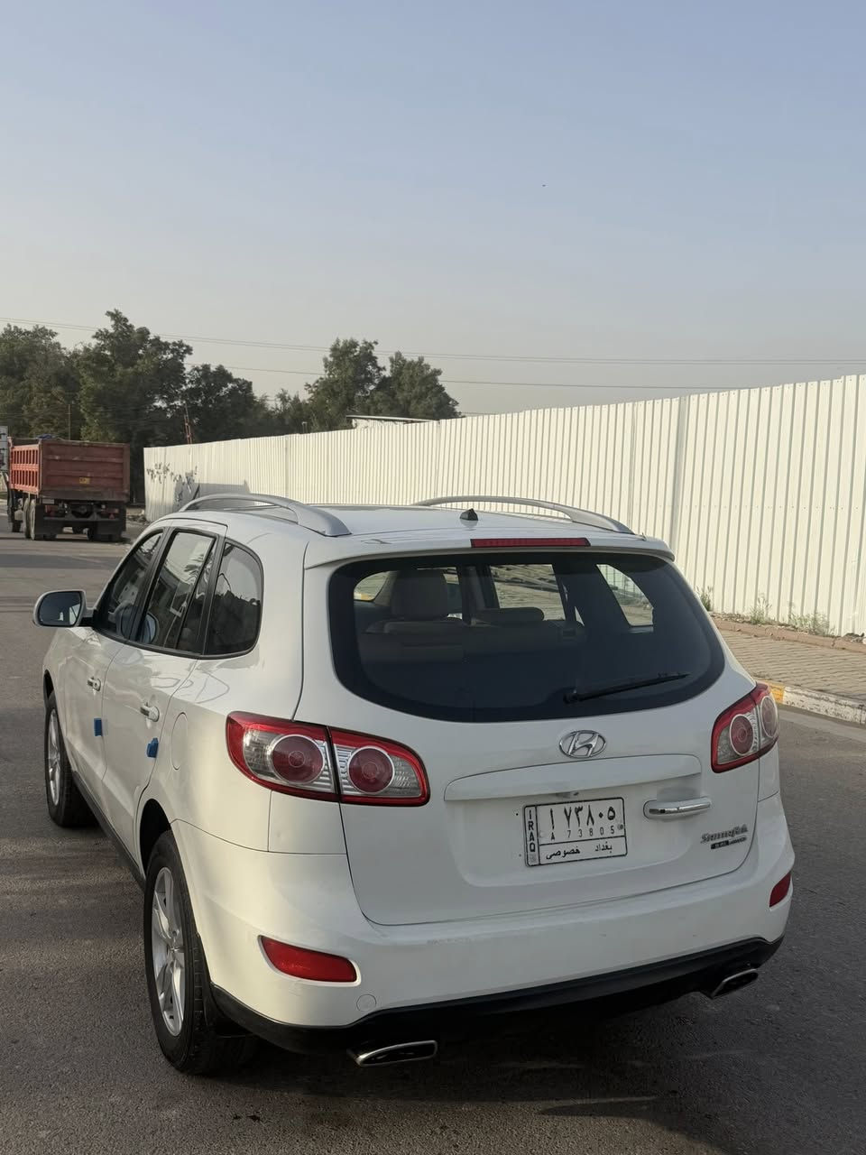 السلام عليكم
سنتافيا 2011 خليجي مكفوله عدا شويه صبغ جوا الرقم الخلفي كد شبرين مكينة ٦سلندر ٧راكب فور ويل 
السيارة فول مواصفات 
بصمة تشغيل
بصمة أبواب 
فتحه 
تحكم أستيران جهتين 
مري شفط 
اشاير بالمري 
كشنات كهرباء 
ومواصفات السنتافيا المعروفه 
السياره جاهزه بدون اي نقص تخم تاير جديد صدر امامي خلفي جديد مكينه وكير مكفولات رقم بغداد تحويل ثاني يوم 
السعر ١٥٧ وبيها مجال 
رقمي ***********
