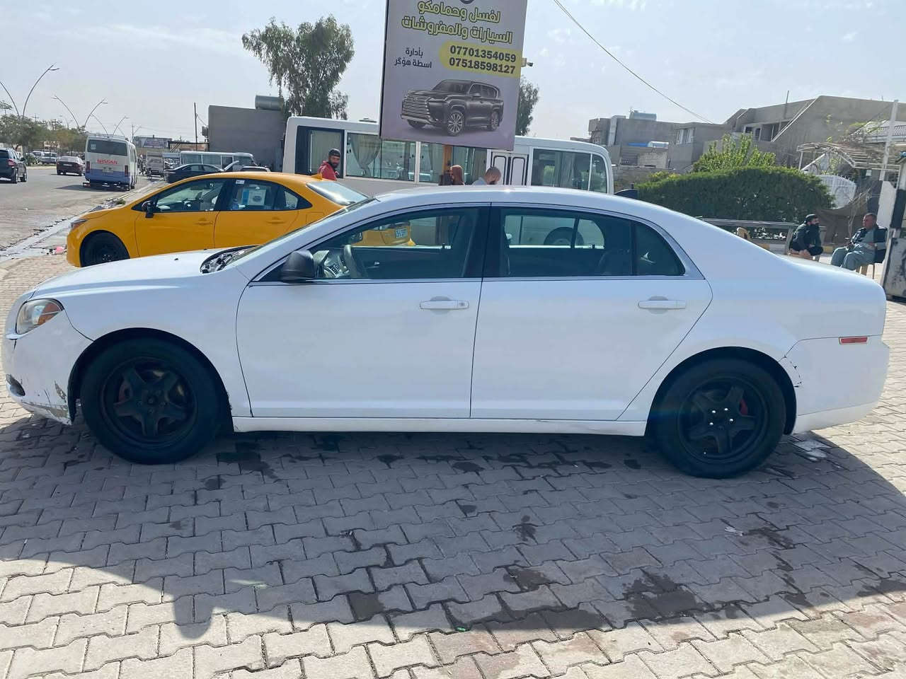 موديل ٢٠١٢. سياره كه بي بوياغه بي ساردو تعديل 
 سياركه نه مونه يه له جواني   مواصفات lt يه ك دينار مسرفي نيه به ناوي خومانه ويه  سه نويو ژينگه و ريگاو بان تا ٢٠٣٠ تازه يه 
گيرو مكينه به شه رن بي عيبه 
*********** كركوك, العراق
