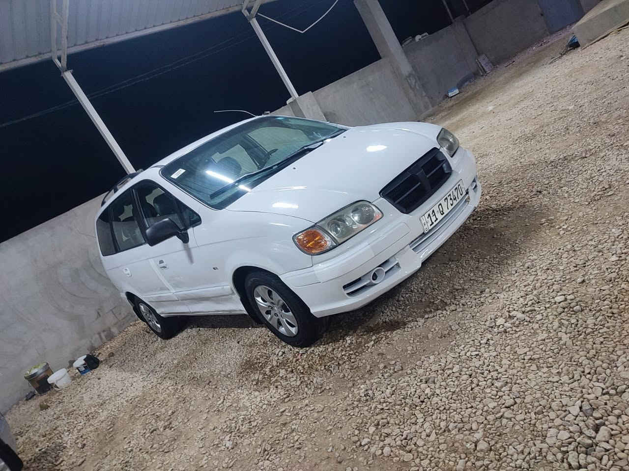 السلام عليكم ورحمة الله وبركاته
هونداي تراجيت موديل 2004 خليجي سياره جديده  وبلاديه بيها رشات صبغ بسيطه 

محرك كير حداديه كل جاهز تخم تاير جديد سياره كامله مابيها نقص ابد 

سبعه 7️⃣ راكب 

شاشه كأمره 

حجم المحرك 2700 

رقم بغداد دولي هزه وسنويه جدد 

السعر 68 وبيها مجال 

مكانها بابل مركز المدينه 

للاستفسار الاتصال على الرقم التالي 

***********
