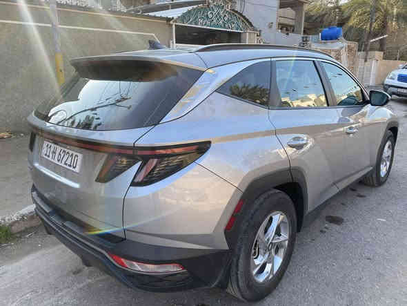 السلام عليكم 
توسان 2023 وارد امريكي 
مواصفات :
بصمه
شاحن لاسلكي 
دخول ذكي 
صندوق كهرباء
الشاشة كار بلي 
شاشة كامرة خلفية 
رادارت 360 درجة
 تدفئة بالكشنات 
تبريد قطعتين 
وضعيات قيادة
هاند بريك دگمة
اوتو هولد 
خاصية إطفاء المحرك بالازدحام
خاصية النزول من المنحدرات
مثبت سرعه ومحافظة على المسار 
تشغيل عن بعد 

ماشية  55 الف ميل
صور الحادث بالمنشور مبدل جاملغ وبنيد
طاك ايرباك ستيرن فقط
للاستفسار ***********
السعر 195 وبيها مجال 
الموقع بغداد حي اور
