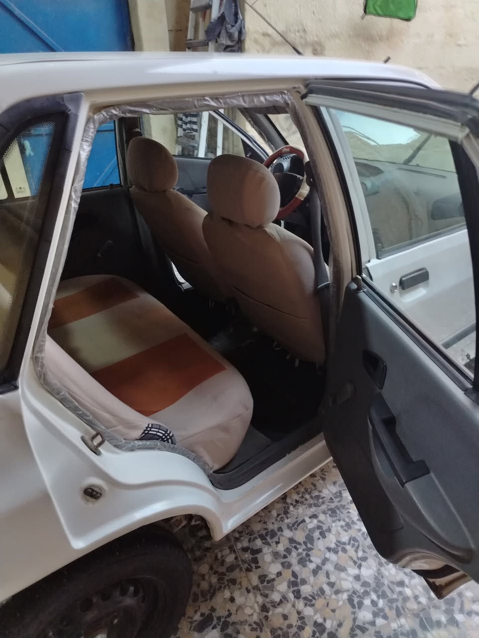 س
سايبه 2014 للبيع مكينه كير خير من الله لاتنقيص ولا تبخير تخم تاير جديد حداده
٪50  راعيها موجود يريد تحويل
مابيها ضربه قويه فقط بارد من. قبق البانزين الى بك لايت. مكان البصره المطيحه
هاتف ***********
