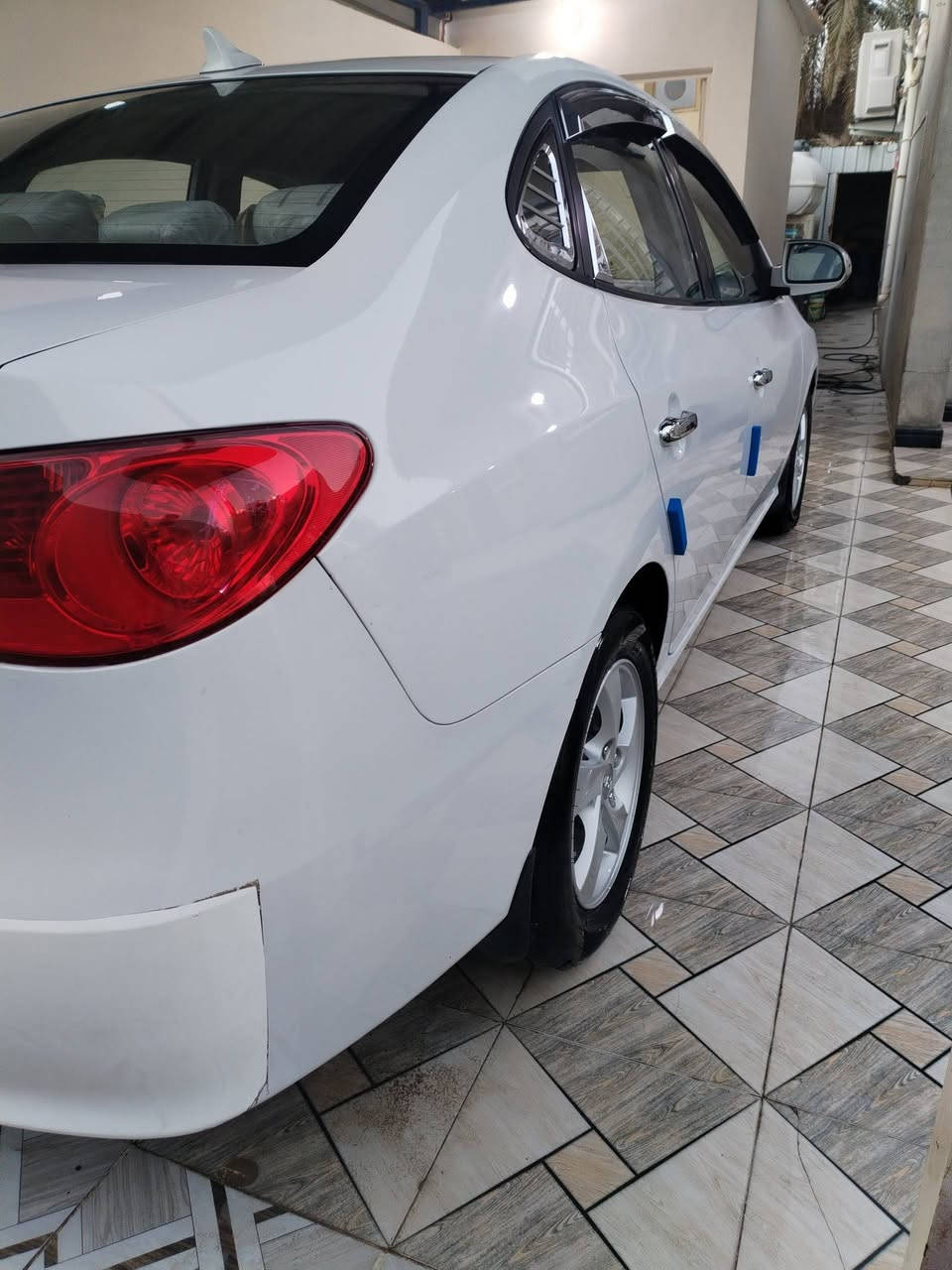 النترا ٢٠١٠ وارد أمريكي
محرك ٢٠٠٠
داخله للعراق كلين
ممشى أمريكا ١٢٢٠٠٠ حسب تقرير كارفكس
بالعراق صار بيه جاملغ السايق تبديل وصبغ
بنيد فقط صبغ وشويه باب السايق
واكو بارد بسيط جاملغ السكن
سياره احلى من الصور مال بيت
سنويه شهر ٧ سنه ٢٠٢٦ تنتهي شرط التحويل
ممشى العراق ٢٣٠٠٠ فقط
ادامه كامله......
السعر ١١٧ وبيه شي بسيط
مكان السياره ديالى ((هبهب)) 
تواصل ***********
