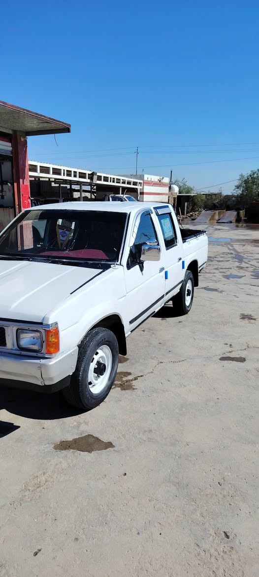 سلام عليكم نيسان للبيع  موديل ٨٩رقم ذيقار الماني تحويل مباشر مكينه وكير وحداديه جديده مكانه ديوانيه رقم *********** سعر ٢٧وبيه مجال
