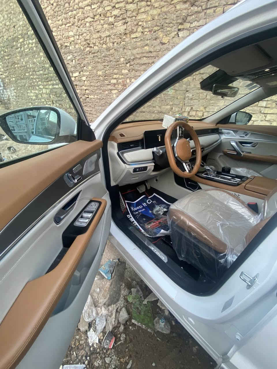 جيتور اكس x70 بلس فول 1/1
موديل 2025 ماشيه 22 الف للستفسار 
***********
سعر 162 بيه مجال 
بيه تفاصيل خاص
