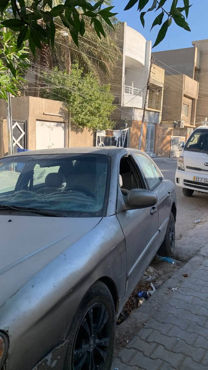 سياره سوناتا وفود موديل 2000 اصل غاز محوره داخل العراق بانزين محرك 2000 السياره نقصهة جم حاجه تراي للبصره دوشمه وشاشه وارضيه جديده سعرهة 35 وبيهة مجال  موقع بغداد مشروع وطني
***********
*********** Colombo, Sri Lanka

