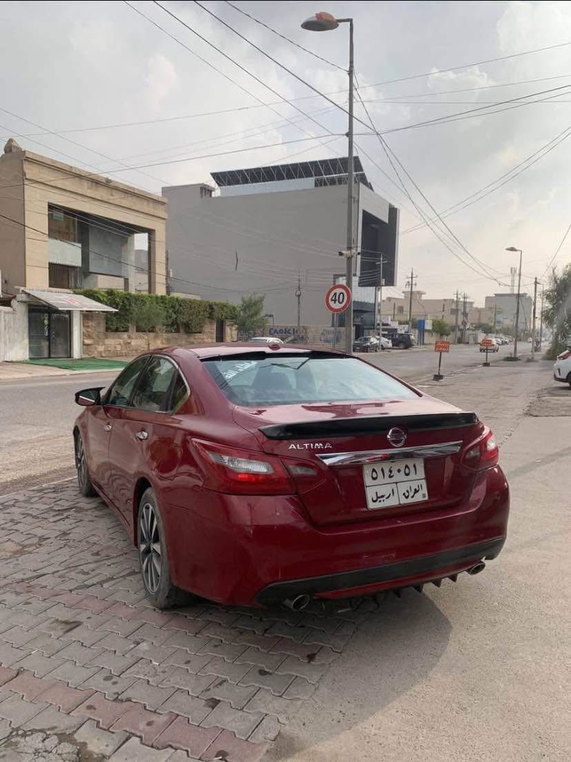 ▪️نیسان ئەلتیما - Nissan Altima وارد أمریکی 
▪️مودیل / 2018 - مواسفات -SR ………………
▪️فوول بێ سلایت ، جلد ، هیتەر ، بەسمە ……..
▪️مەکینە ٤ پستن نەکرایتەوە کەپس ،،،،،،،،،،،،،،،،،،
▪️رەقەم هەولێر سەنەوی تازە بەسەرچووە ،،،،،،،،،
▪️ڕۆیشتن / 80 هەزار میل گێڕ و مەکینە بەشەرت

▪️سەیارەکە عام کراوە بەهۆی تیزاب ، 
▪️بێ ناوگرتن ، بێ ئێڕباگ

سعری96 
شوێن هەولێر 
*********** أربيل, العراق
