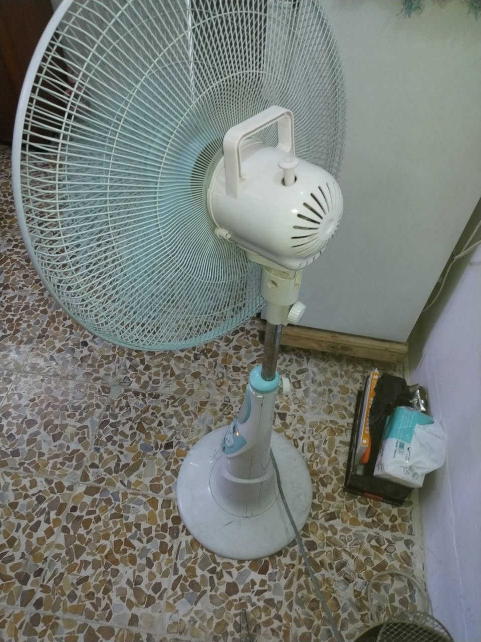 بانكه شحن وكهرب بس ما بيها بطاريه سعر  18 شاري اتصل
***********
***********
