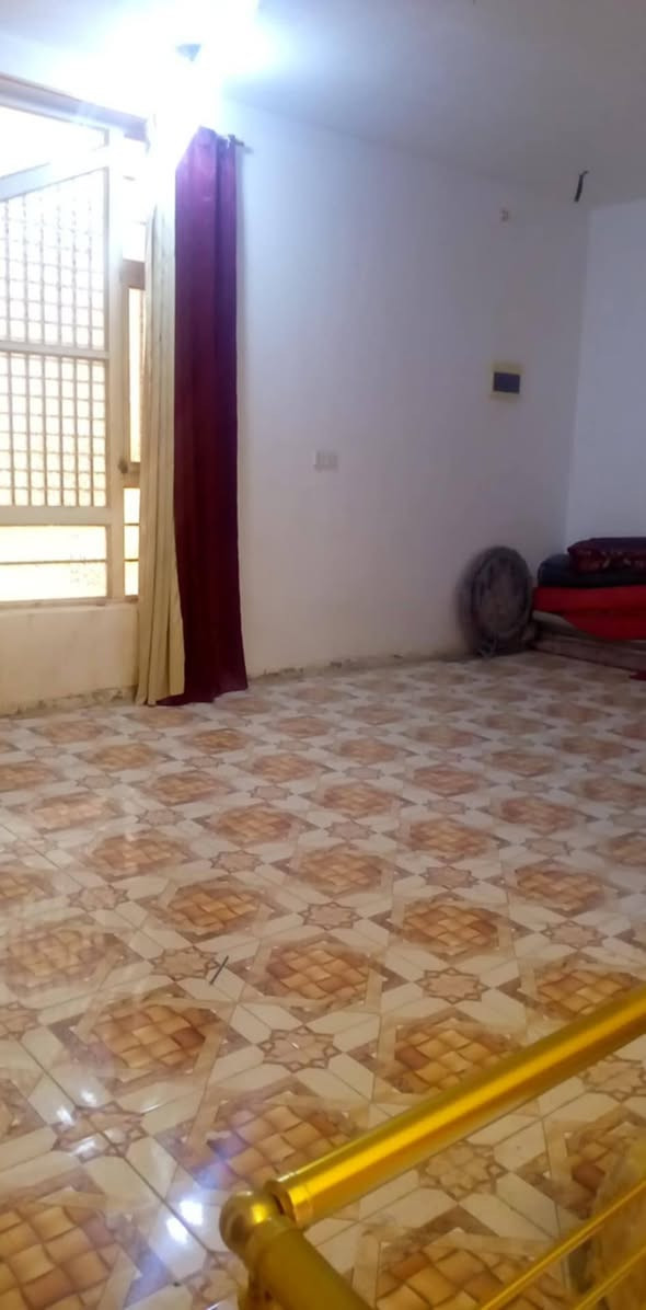 بيت للبيع طابقين مساحته 110ركن بالفتاحيه التفاصيل إتصال على الرقم ***********
