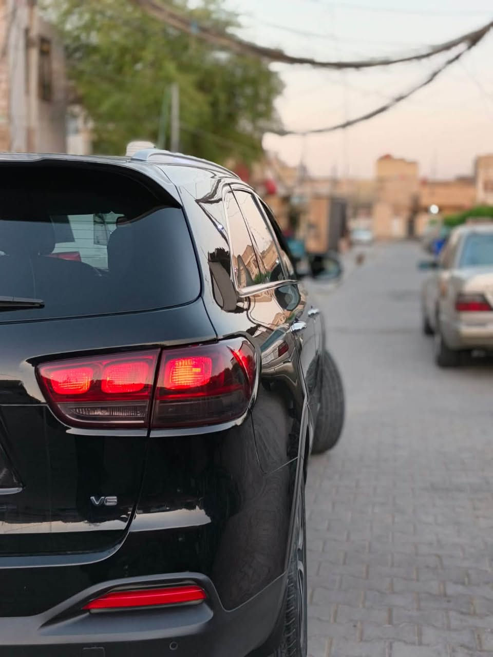 سلام عليكم سياره للبيع
سورنتو 2016 مكفوله من الصبغ رقم بغداد باسمي تحويل ثاني يوم تبريد ٣ قطع ٧ راكب سياره حلوه وناشفه السعر ١٥٥ ورقه وبيها مجال كربلاء الحر حي العسكري الرقم ***********
