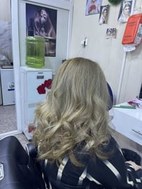 عروض صالون خاتون مستمره لكافه الاقسام العنوان الغدير قرب اسواق ابو رحم...