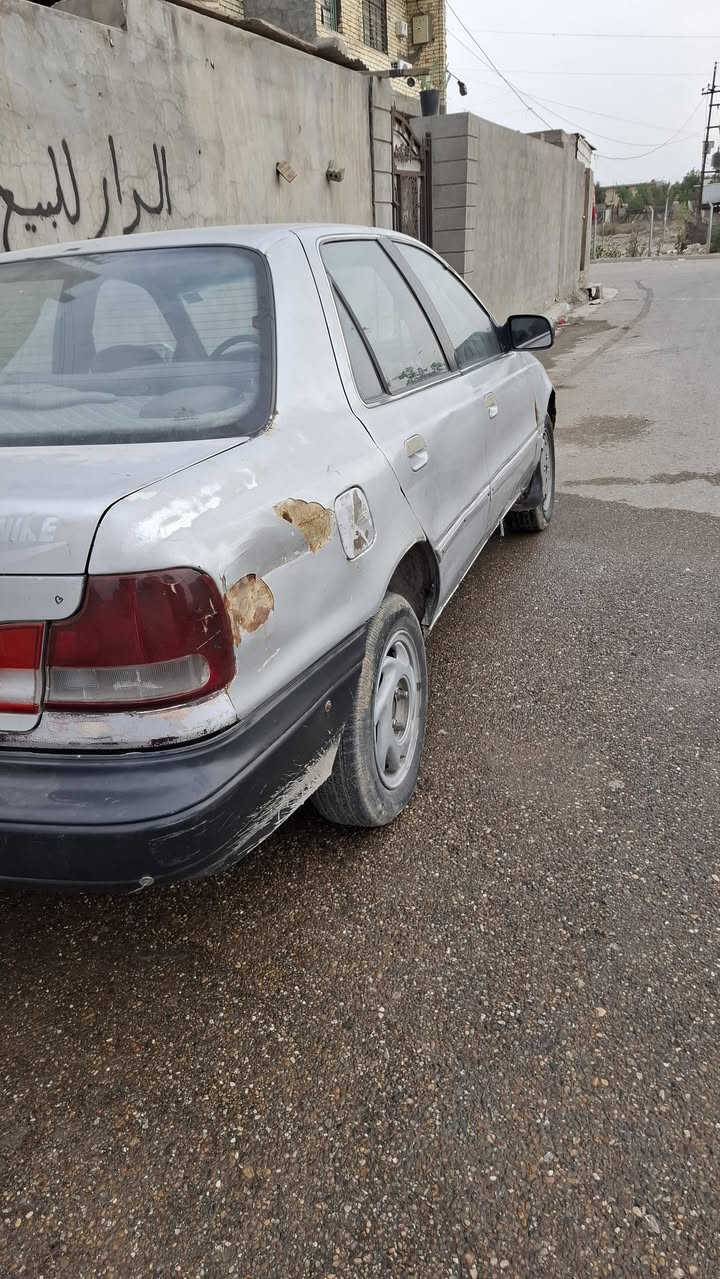 السلام عليكم
هونداي 1993

محرك 4 
رقم الجديد بغداد 
***********
عنواني بغداد 
السعر 28 وبيه مجال
