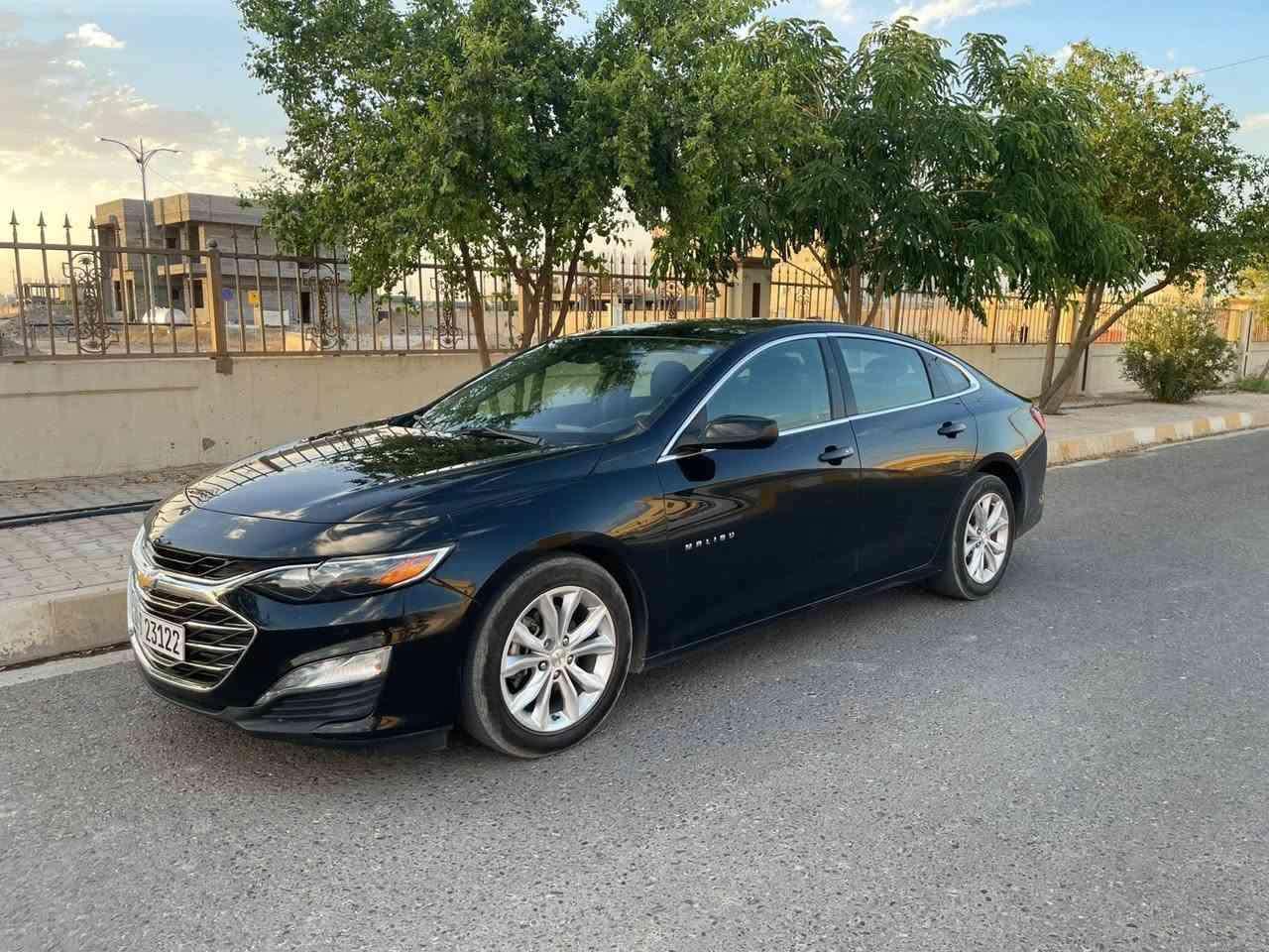 السلام عليكم
للبيع فقط
ماليبو موديل23 لون اسود LT محرك 1500 تيربو
ماشيه 53 mi
رقم الشاصي 1G1ZD55T5PF176350
بدون صبغ بدون اير باك
بجم كبس صندوق كبس 
باب ايمن وجاملغ ايمن تعديل بارد بدون صبغ 
تخم تاير
 اربيل باسمي 
المواصفات:قطعتين تبريد__تشغيل عن بعد__بصمه__كراسي كهرباء__الغرفه لون اسود__تحديد مسار__تحديد سرعه__رادار امامي__تحكم مري كهرباء __لد امامي__سبير وجك بلادي__إطفاء ذاتي__كار بلاي__شاشه لمس__مانع انزلاق__جام اوتو__هاند بريك بصمه. 
العنوان اربيل 
السعر 13200$
للتواصل ***********
