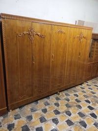 غرف اخشاب للبيع  جديد غير مستعمل  الاستفسارا 07810269848