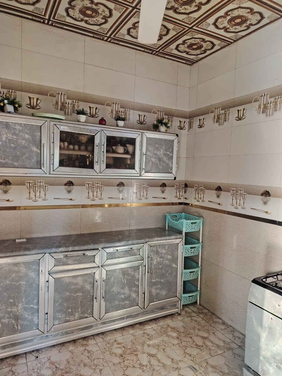 سلام عليكم اخوان البيت للبيع مساحه 400 قرب عمود 360 الاستفسار *********** حله عوفي
