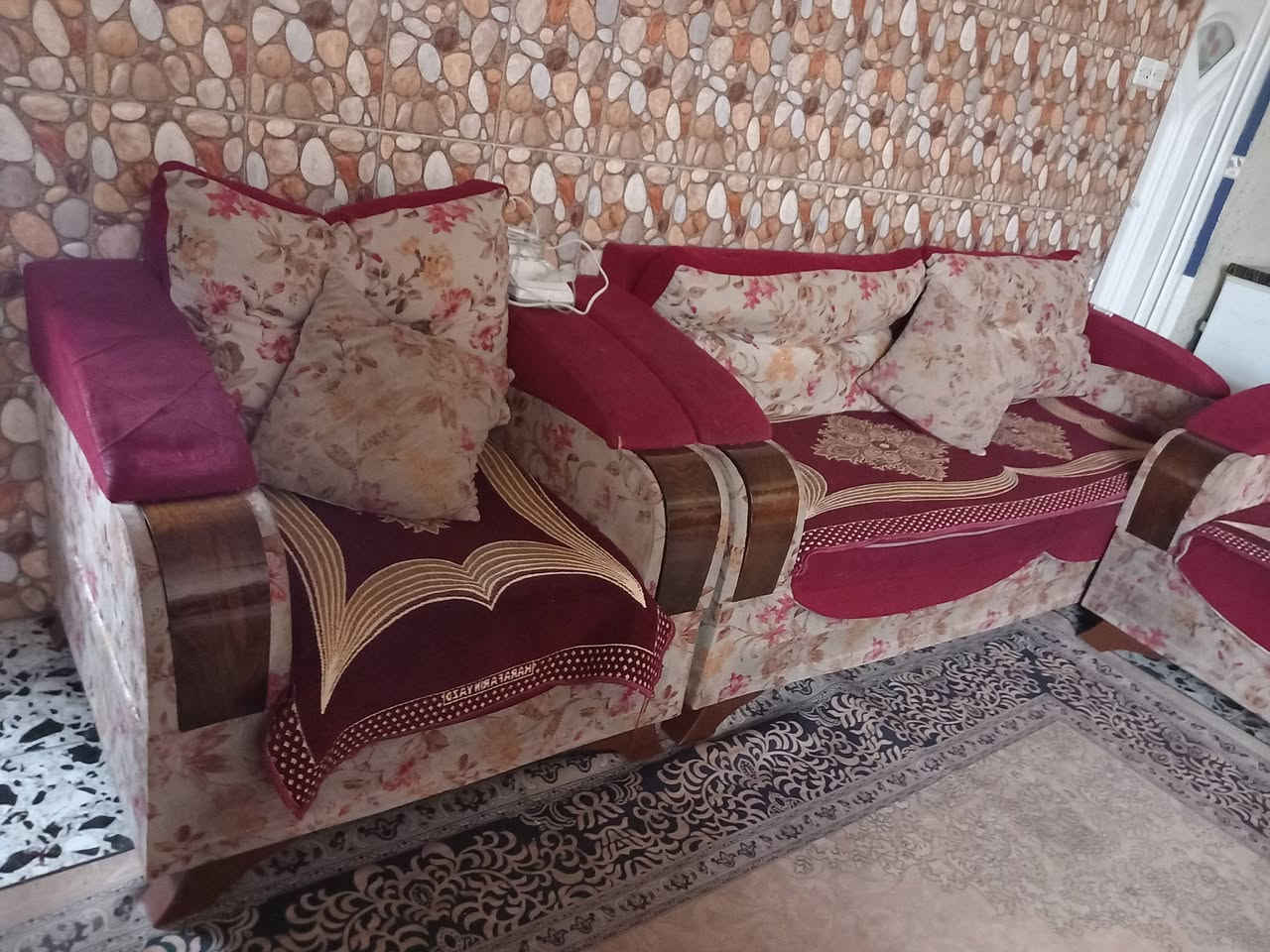 السلام عليكم تخم تركي ثقيل ١٠ مقاعد هو والمفرش ٢٥٠ الخطيب الطابو


**إذا كنت صاحب هذا الإعلان وتريد حذفه لأي سبب، رجاءا أرسل رسالة إلى الدعم الفني**