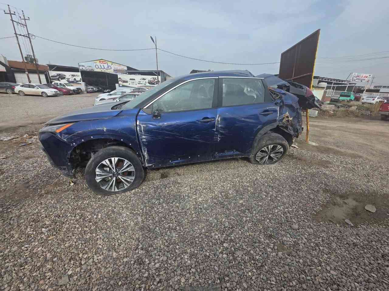 السلام عليكم 
نسيان روج 2023 رقم دهوك السيارة تعرضت لحادث وبيع على وضعها السعر 95 وبي مجال العنوان موصل 
***********
***********
