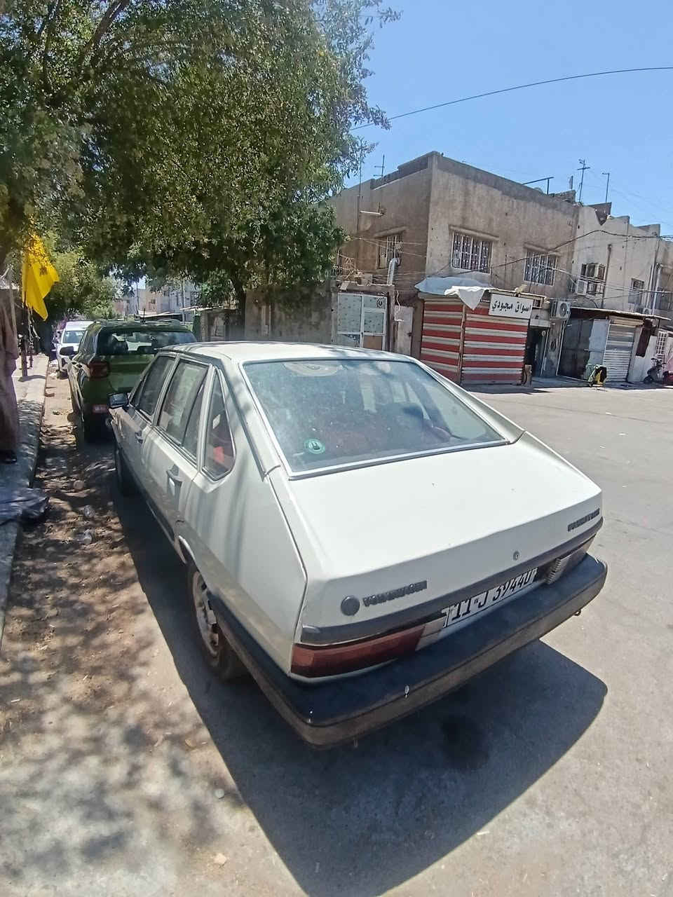 للبيع برازيلي موديل 86 سيارة نصبته حلوه رايديه 32 وبيه مجال العنوان الطوبجي هاتف *********** مكلف بل نشر خابرو عل الرقم صاحب السيارة
