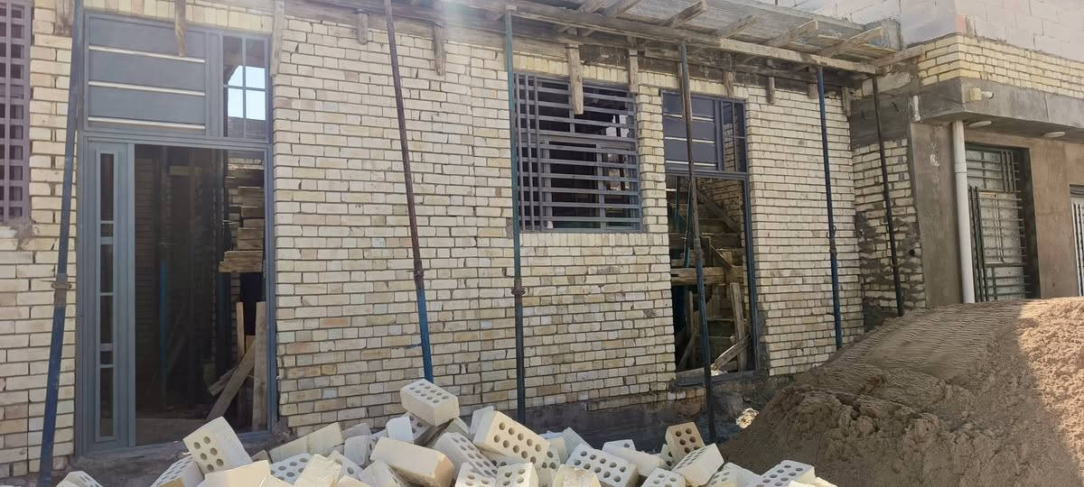 دارين عدد 2 دور الهنديه على ساحه بيع تكمله مساحه 50 متر كل بيت طابق واحد غرفه صاله مطبخ صحيات سعر البيت الواحد 85 بي مجال قليل اتصال بالمكتب اوخاص واتساب موجود


**إذا كنت صاحب هذا الإعلان وتريد حذفه لأي سبب، رجاءا أرسل رسالة إلى الدعم الفني**