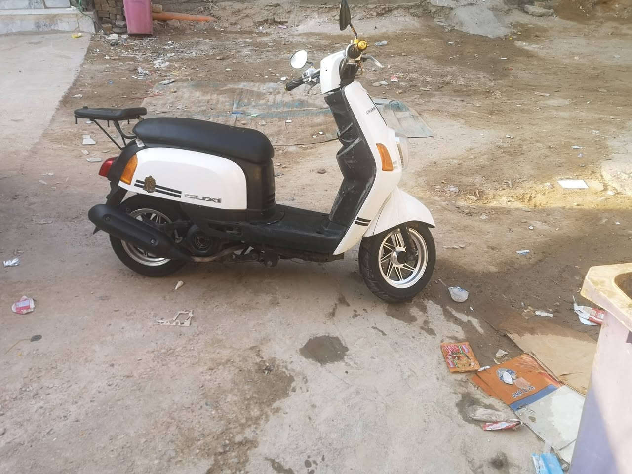 جيب فيتر جيب اي واحد تريدة وتعال افحص الدراجة مانقصها اي شي ابد والله يوميا اطلع بيها بيها بس نواقص خارجية بسيطة المكينة والكهربائيات كلها شغالة ومكفولة دهن كله امزويل كل اسبوعين ابدللها وفلاتر كل اسبوع ابدللها الدراجة مهتم بيها مو شون مجان وبانزيل كله محسن ماتعرف شنو العادي الله شاهد 

السعر 650

رقمي للتواصل او اتصال 
***********
