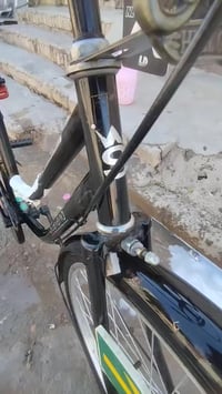 بيسكل البيع بيسكل نضيف جديد تايرات جدد دسك جديد فليور جديد ويل الوره  ...