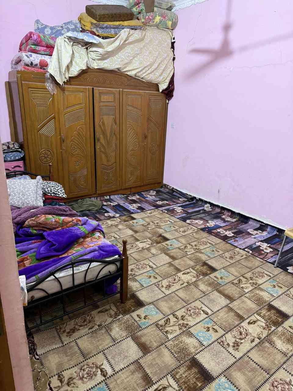 دار سكن للبيع 

العنوان / حي اور الاولى خلف السايدين الموحيه 

المساحه / 150 م 

تفاصيل البناء/ طابق عكاده جديد 

ط١/ صاله استقبال غرفه مطبخ صحيات خارجيه وداخليه 

ارضيه مرمر 

للمزيد من المعلومات يمكنكم التواصل معنا على الرقم التالي 

***********

***********
