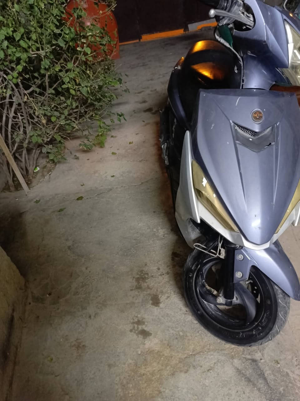 سلام عليكم دراجه للبيع كله شغاله مكينه جديده مكفوله تشتغل عل ريمون *********** 
سعره 240 وبيه مجال
