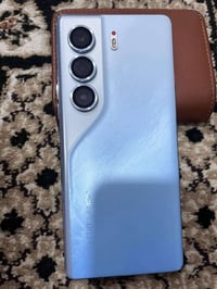 تكنو كامون 40 برو • ذاكرة ٢٥٦ • رام ٢٤